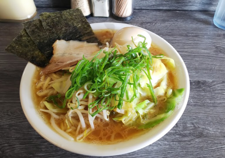 博多無邪気のラーメンです