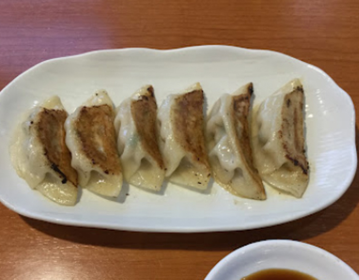 博多 ラーメン 味和 麦野店の餃子です。