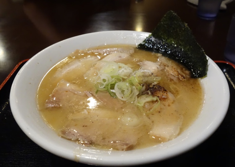 とまと家のラーメンです